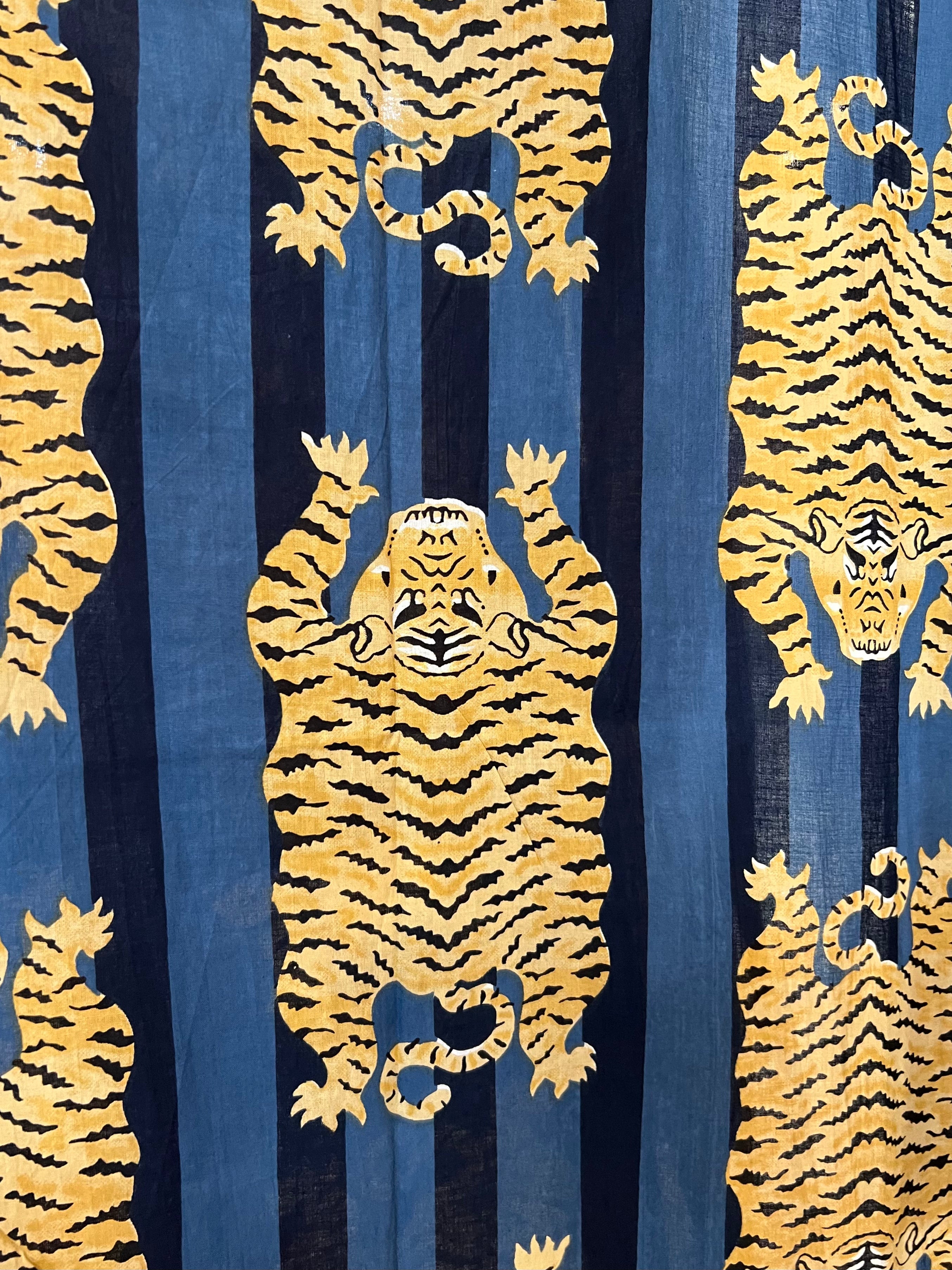 Tiger Robe Vs Robes – Asha World Designs